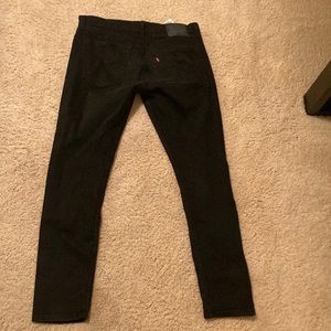 Levi’s black jeans